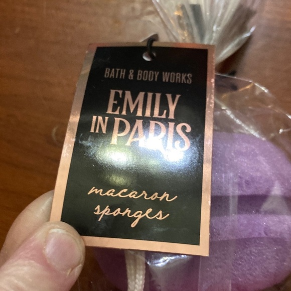 Bath & Body Works Purple, Pink, and Mint limited edition Emily in Paris sponges - Picture 2 of 3